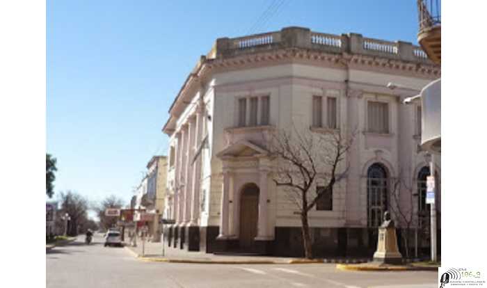 Bco Nación en Esperanza por tener personal con Covid anunciaron que no atenderian hasta el lunes