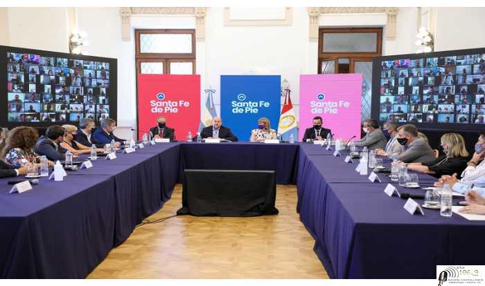 Omar Perotti quiere avanzar en los distintos grados de autonomía municipal.