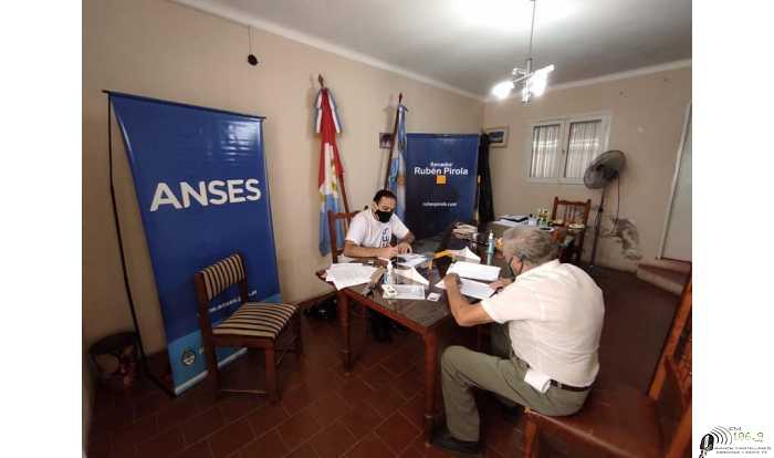 Ruben Pirola en equipo y en positivo .Anses en Las Colonia (VER 9 FOTOS)