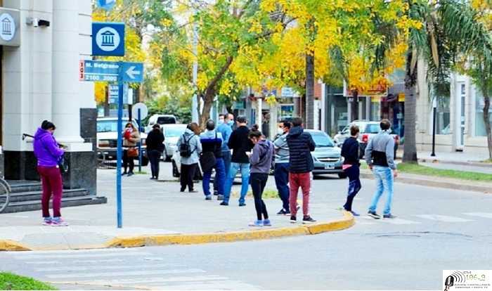 La ciudad reconfigura su actividad para cuidar la salud de todos.