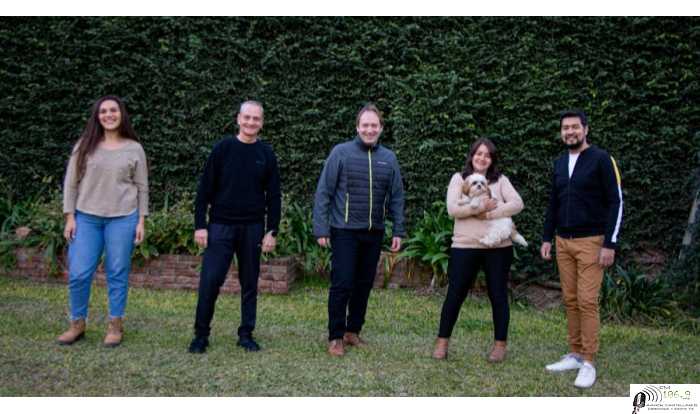 Cristian Cammisi realiza presentación de quienes lo van acompañar en las pasos