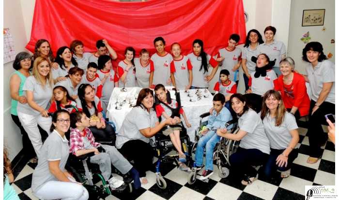 Escuela Sape Aane celebra sus 35 años
