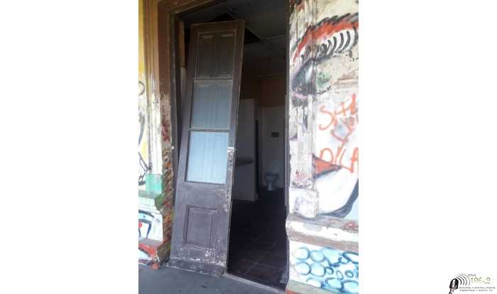 Vecinal Barrio Sur pena da ver su sede con lo que costó refaccionar le han robado y destrozado varios elementos.