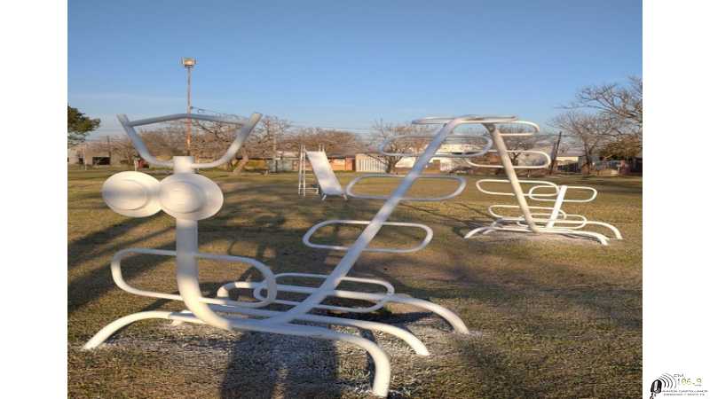 Plazas y paseos de la ciudad, reflejan los valores y las costumbres de la comunidad.