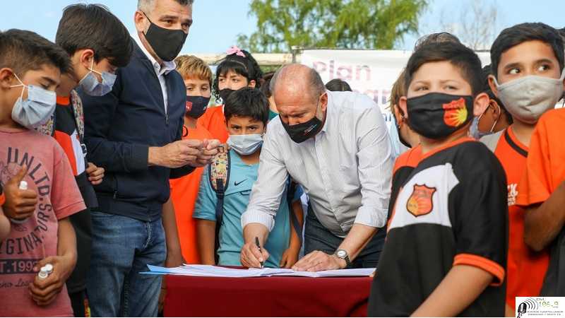 PEROTTI Y ZABALETA FIRMARON CONVENIOS POR MÁS DE 300 MILLONES DE PESOS