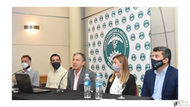 La Provincia presentó el Programa primer empleo a empresarios de Rafaela y Esperanza 