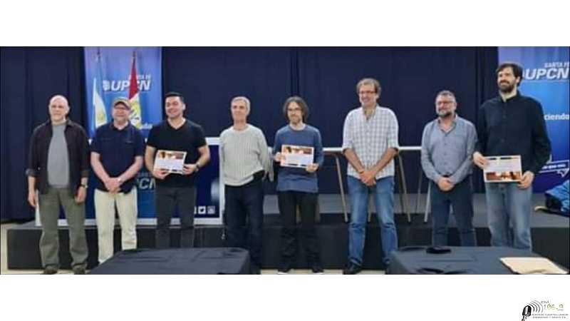 Gastón Menguez 1er Puesto compartido con el colega Osva Lucero. 2do Concurso de guitarra 