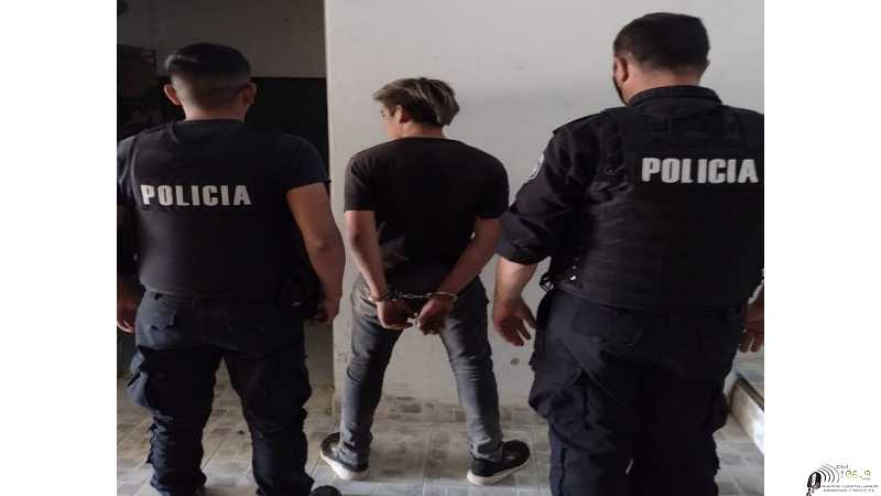 Policial intentó robar y fue aprehendido  “Esperanza”