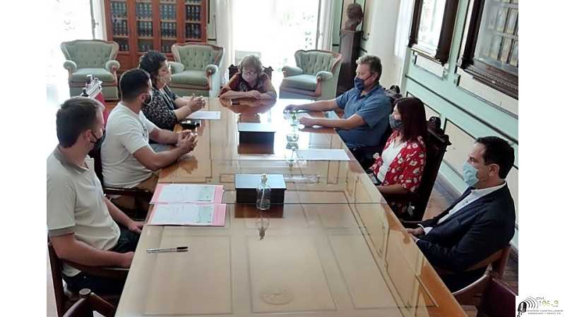 El municipio entregó créditos a emprendedores