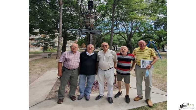 Se rindio homenaje a los históricos herreros Marcuzzi con escultura 