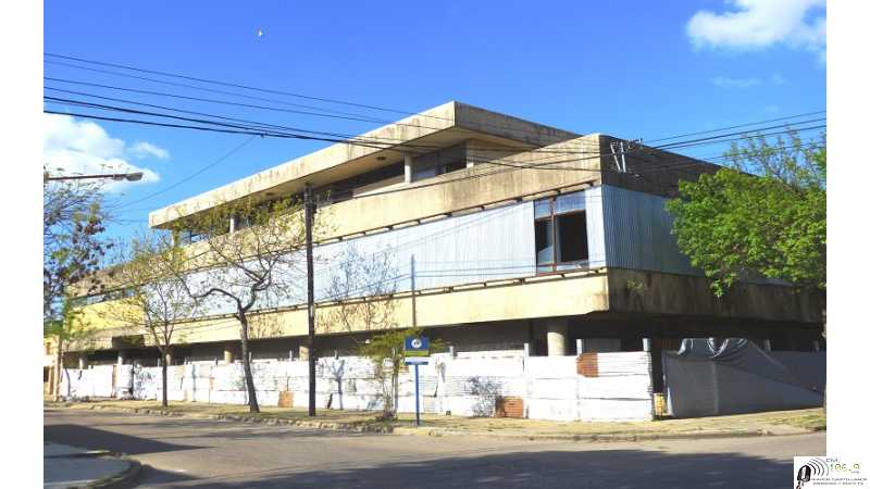 Con fondos de la Provincia la empresa Constructora PiIatti comienza una obra emblemática para Esperanza, el Correo