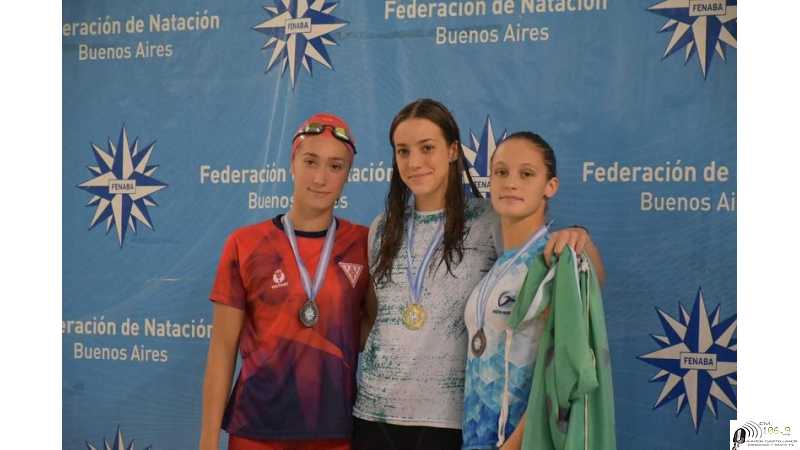julia-christen-del-lawn-tennis-club-esperancino-se-consagro-campeona-nacional-de-natacion-en-los-50-metros-pecho-de-juveniles-2