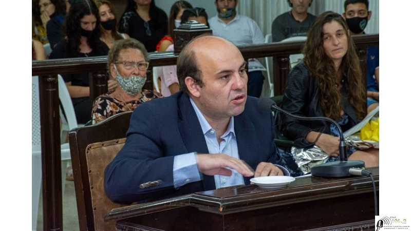 Müller: “Quien provoca un daño en el espacio público debe pagarlo” 