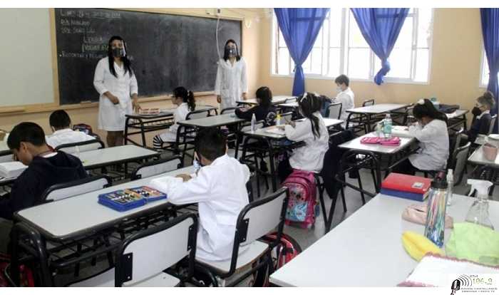 Santa Fe sumará media hora más de clases en primaria  La extensión horaria comenzará con las escuelas rurales de la provincia.