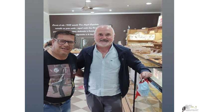 Panaderia La Alianza :Hoy nos visitó Osvaldo Gross manifestaba la Flia Capeletto