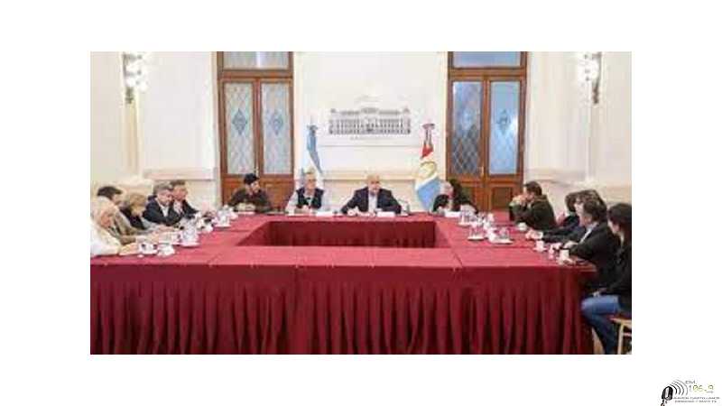 Perotti recibió a la Mesa de Enlace provincial