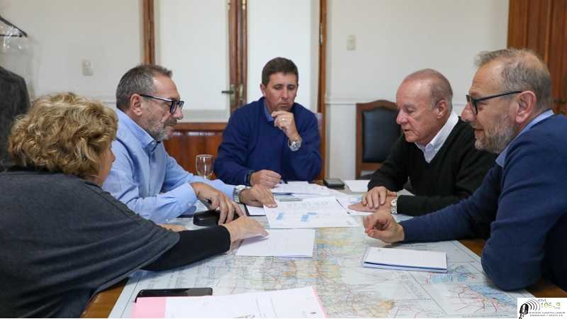 La provincia ejecutará nuevos planes de vivienda en Esperanza . Las viviendas a construir se realizarán con fondos provinciales y nacionales.