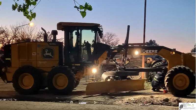 Llegó la nueva maquina adquirida por el Municipio de Esperanza (ver video)