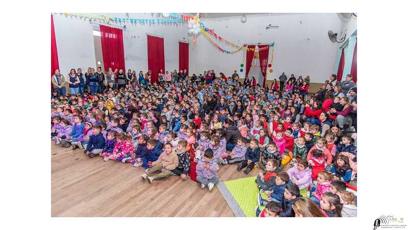 Se celebró el dia de Los Jardines infantes organizado por el municipio