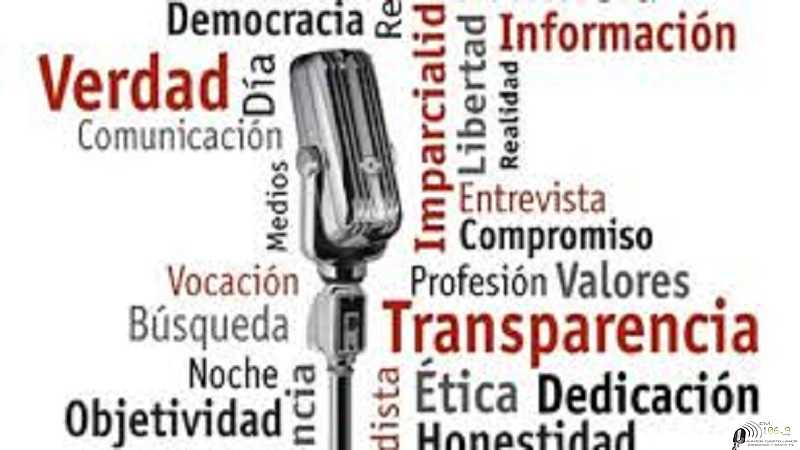 A todos los colegas de la ciudad y el Pais los saludamos desde www.fmaaroncastellanos.com.ar la FM106, 9