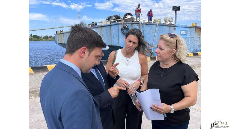 Carolina Lisowyj estuvo esta mañana con el Ministro de Transporte de la Nación en la ciudad de Santa Fe.(ver 10 fotos)