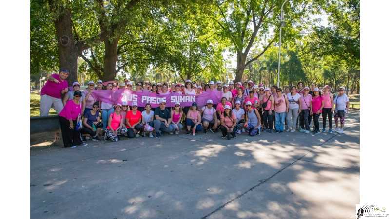 Una Esperanza sobre ruedas y Caminata por la prevención, tuvieron un objetivo común, sensibilizar sobre la prevención del cáncer de mama ver 31 fotos