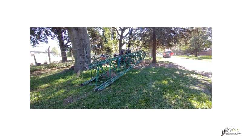 Llegaron las 6 torres para iluminar el estadio del Club San Lorenzo de Esperanza