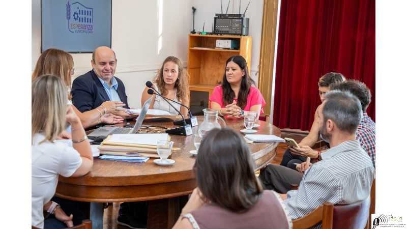 Licitación de juegos para Plaza Francia se presentaron cinco oferentes