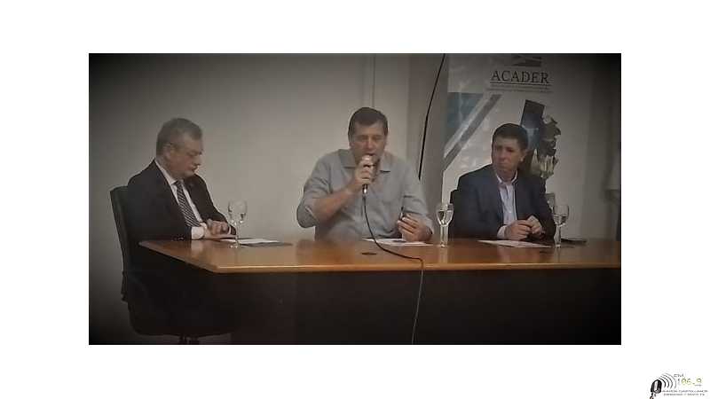 Convenio ante consumo sustentable forestal entre UCSF, ACADER y Senador de Departamento las Colonias.