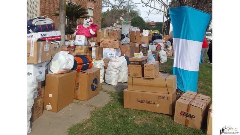 Se completo la carga con los camiones que viajan a Salta con ayuda desde Humboldt ( VER FOTOS)