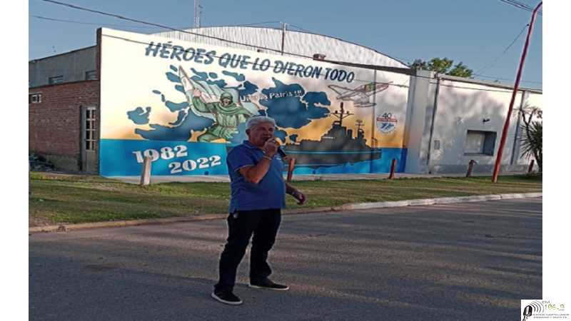 Frente al Sum Comunal de Cavour inauguración y descubrimiento del MURAL Malvinas Argentina( VER AQUI 46 FOTOGRAFIAS)