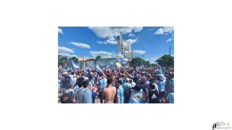 El gobierno decretó feriado nacional para recibir al seleccionado, para este martes pero, Santa Fe no adhiere