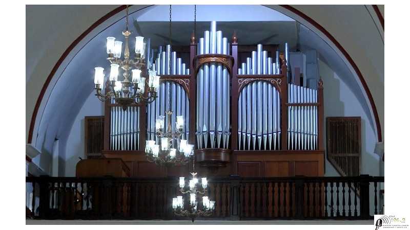 Presentación del Coro MERIDIES, en los 40 años del Órgano de la Parroquia San José.(Ver video)