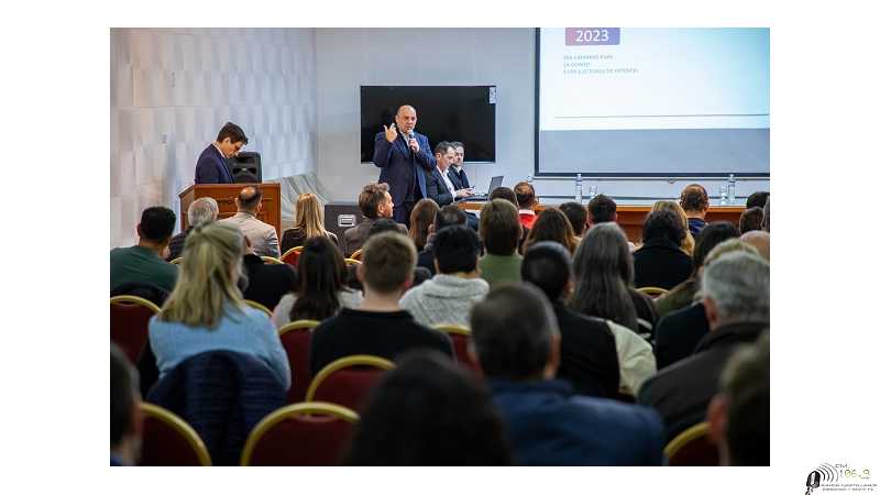 Müller presentó los avances del Centro de Monitoreo en el Encuentro de Seguridad para el Área Metropolitana Santa Fe