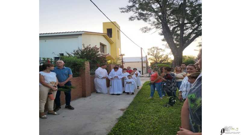 Domingo de ramos en Capilla San Jose Obrero Ver 18 fotos
