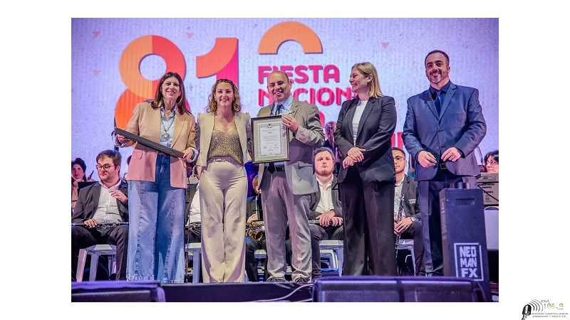 Esperanza fue pura fiesta este fin de semana Jimena Senn acompaño en los eventos ( ver 11 fotos )