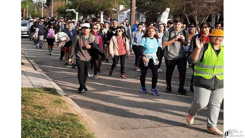Pasaron los peregrinos llevando la virgen hacia guadalupe  (VER 8 FOTOS)