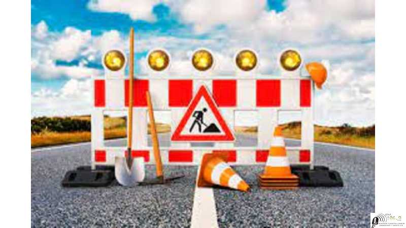 Con recursos y herramientas propias la Comuna de San Carlos Sud realiza trabajos de bacheo en las rutas provinciales Nº 6 y Nº 36-S