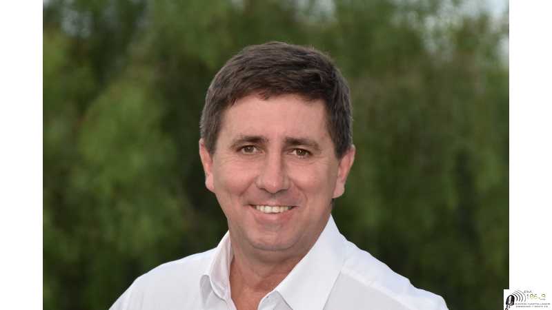 Rubén Pirola Junto al presidente comunal, dialogaron sobre los proyectos para 2024 en Empalme San Carlos.