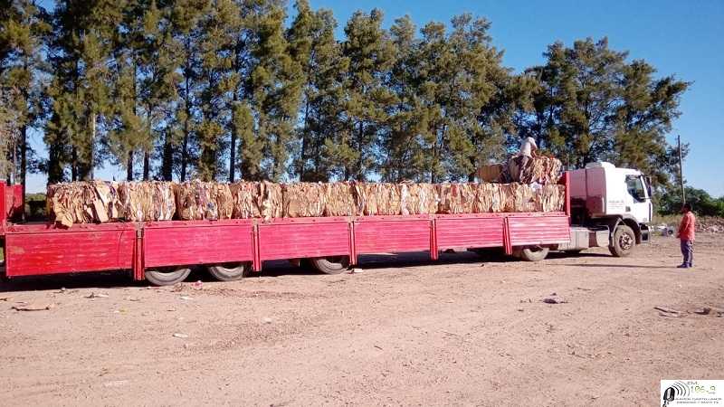Franconi informa residuos de la Ciudad de Esperanza venta de 10 mil kilos de cartón reciclado. la cooperativa Ecocoop.Esperanza junto a  20 familias