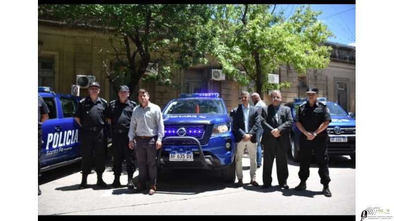 El gobierno Provincial entregó un vehiculo 0 Km a la comisaria de Empalme San Carlos