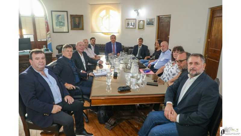 *Paritaria: “El Gobierno Santafesino está haciendo un esfuerzo enorme y presenta la mejor oferta posible”*