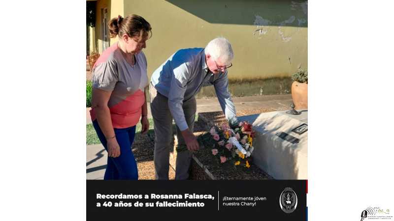 Presidente comunal Duilio Rorhmann realizó homenaje a Rosana Falasca en cementerio