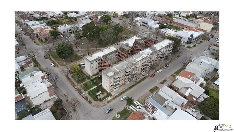 Mejorar las condiciones edilicias en el monoblock Janssen de la ciudad de Esperanza con recursos del Gobierno de Omar Perotti 8 FOTOS
