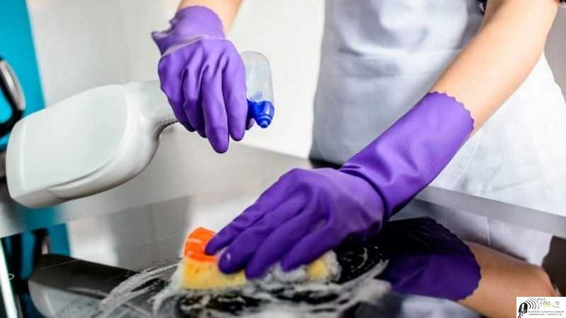 Sueldo de empleada doméstica en julio: cuál es el salario por hora y mensual