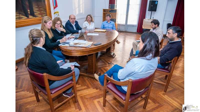 Más 1000 focos se recibirán para mantenimiento y refuncionalización del alumbrado público, apertura de sobres licitación