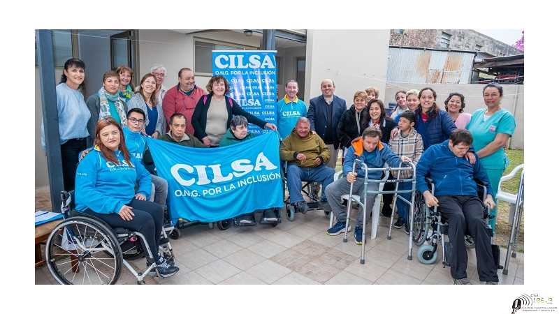 Participamos de la donación de sillas de ruedas de @cilsaong hacia a @aanesperanza