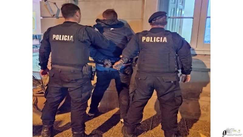 Persecusión controlada y aprehensión de un sujeto en Esperanza