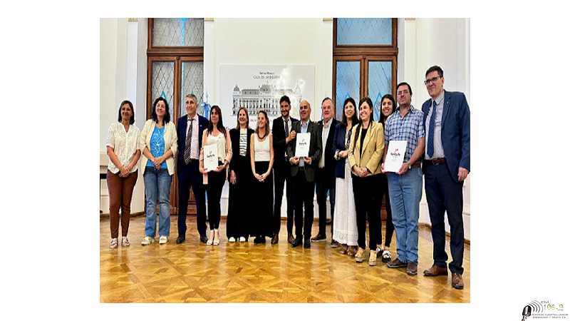 Jimena Senn: “Estas nuevas aulas para Las Colonias demuestran el compromiso del gobierno provincial con la educación”