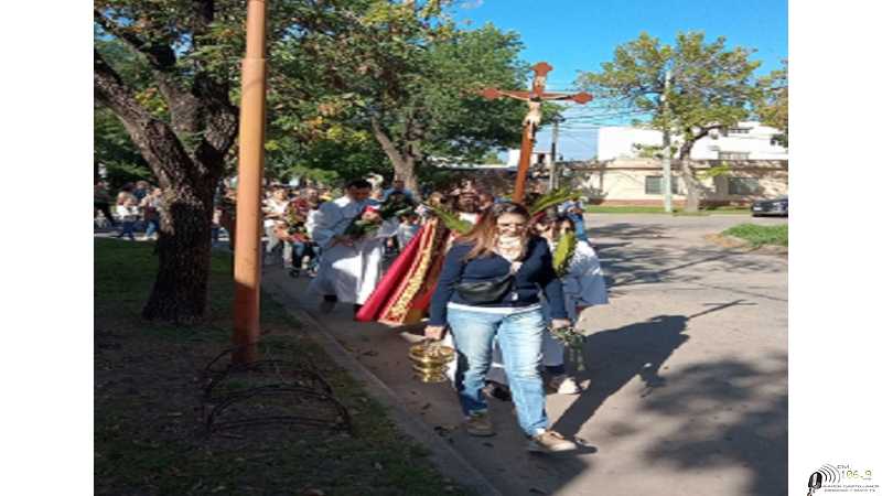 Domingo de Ramos en parroquia San José. Bendecida Semana Santa para todos(ver 13 fotos)